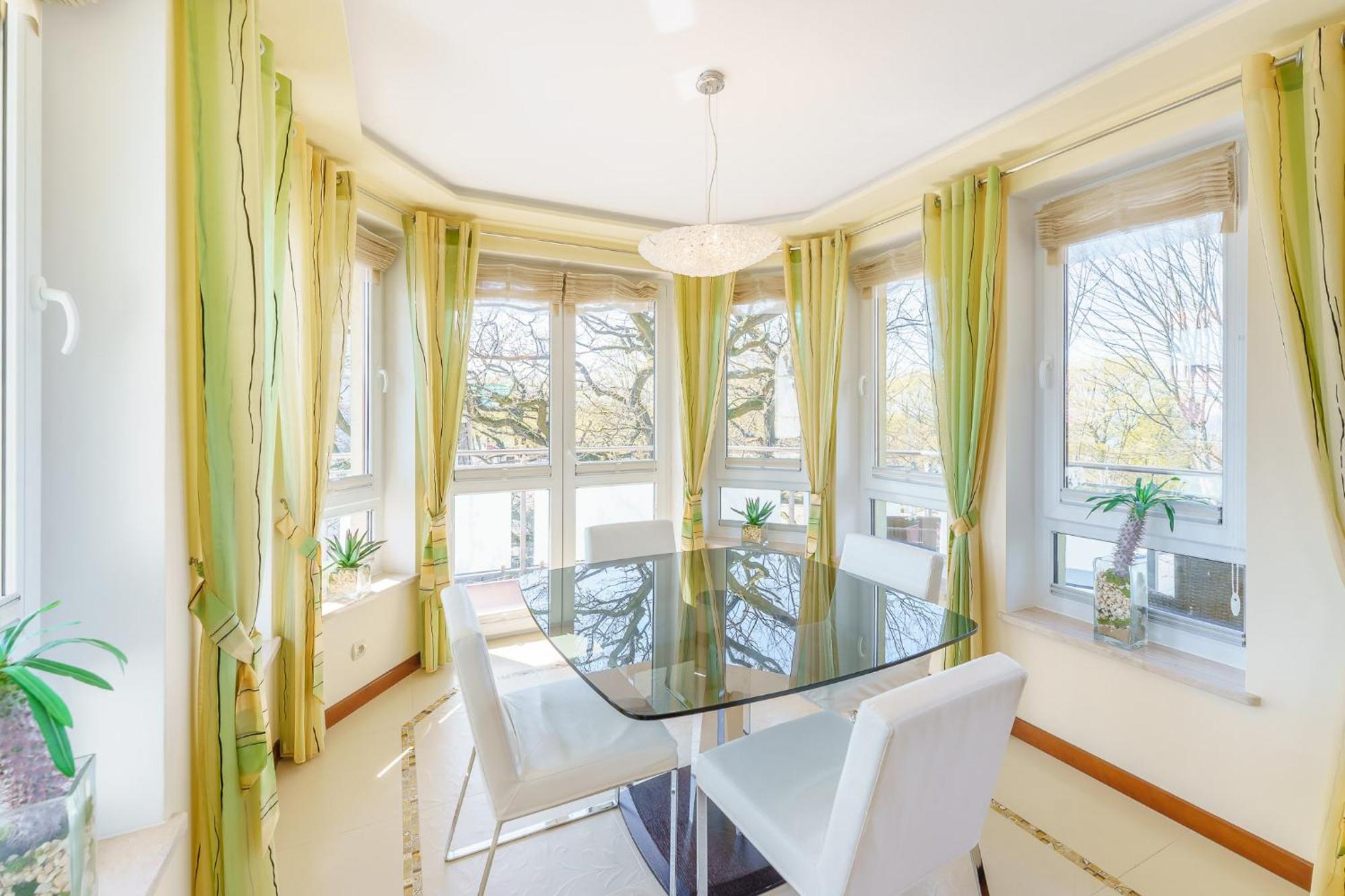 Seaside Apartment With Parking & Ac - 150 M To The Beach By Noclegi Renters Miedzyzdroje Bagian luar foto