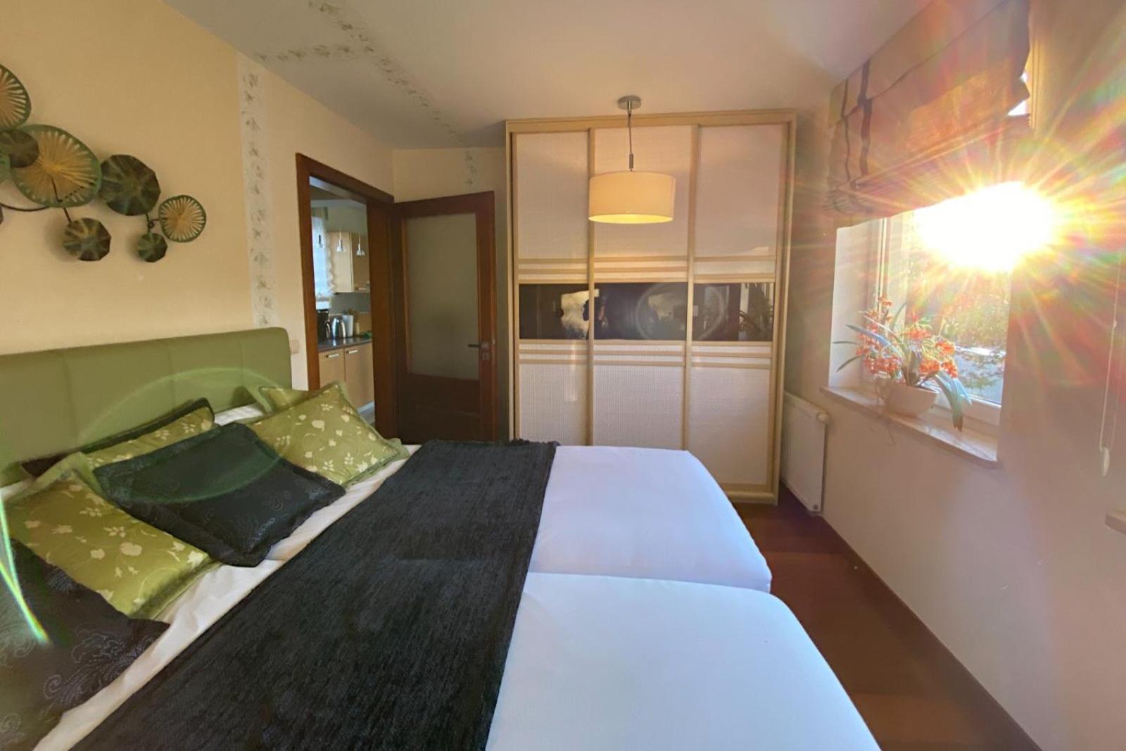 Seaside Apartment With Parking & Ac - 150 M To The Beach By Noclegi Renters Miedzyzdroje Bagian luar foto