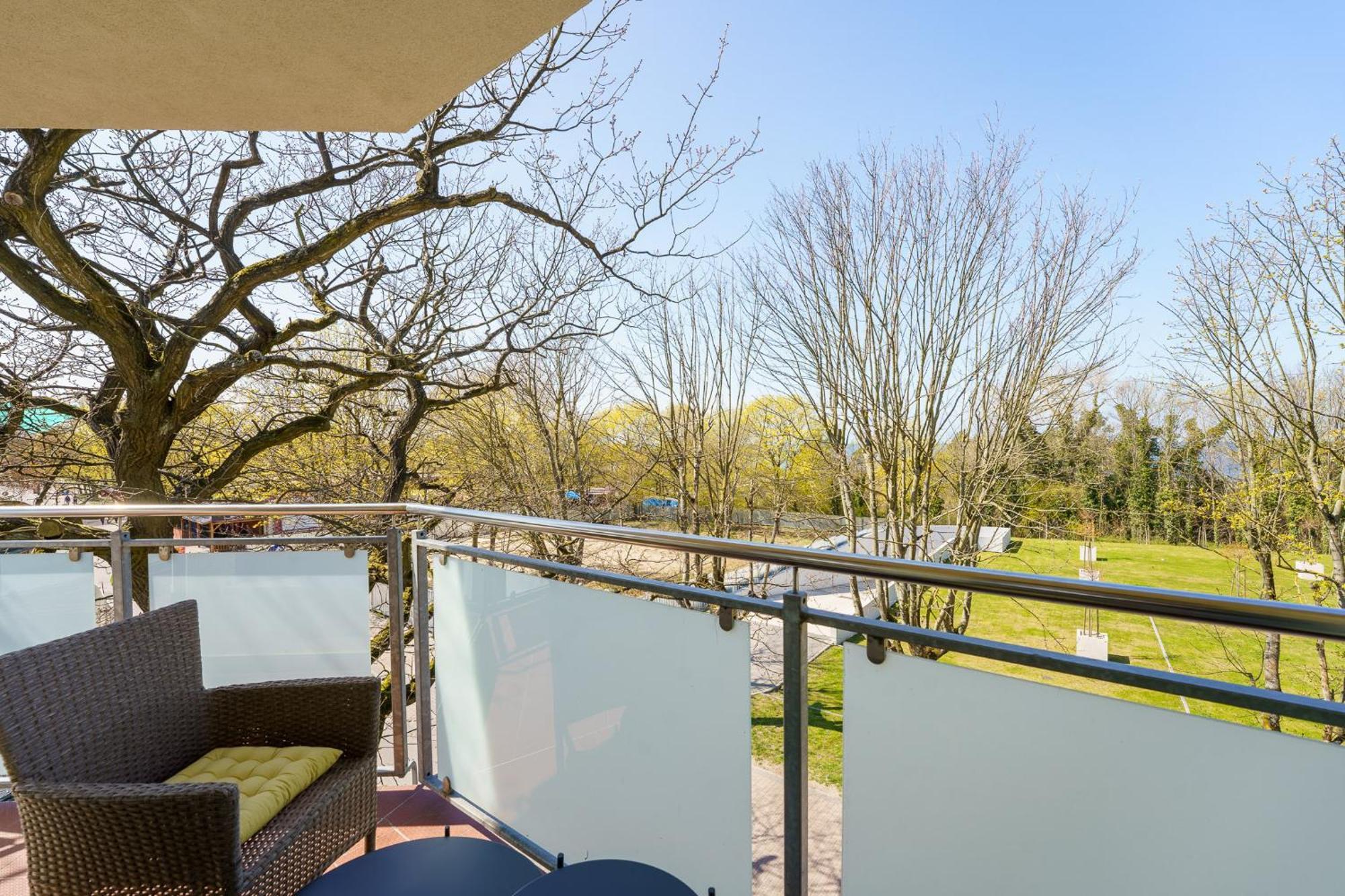 Seaside Apartment With Parking & Ac - 150 M To The Beach By Noclegi Renters Miedzyzdroje Bagian luar foto